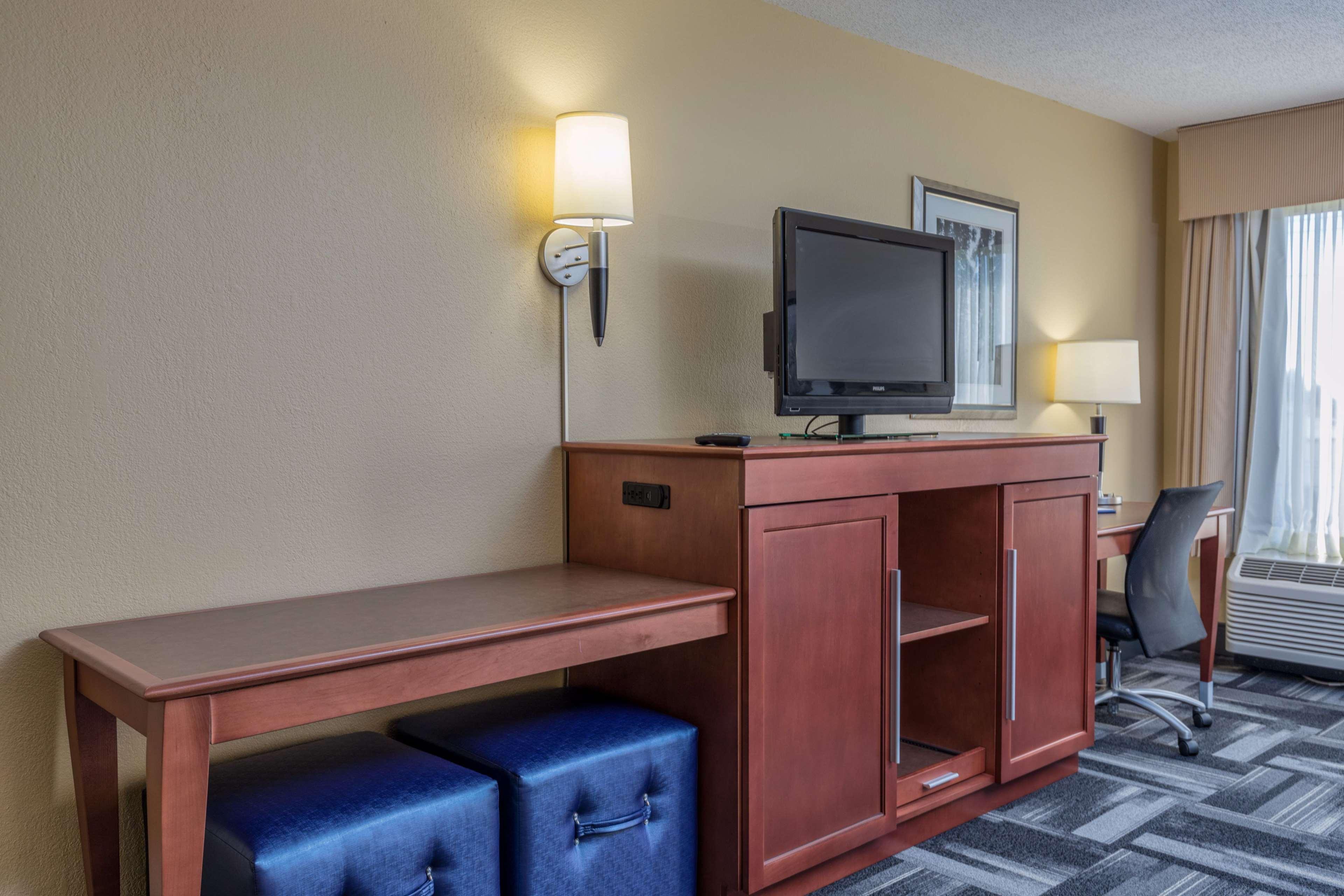 Hampton Inn Owensboro Bagian luar foto