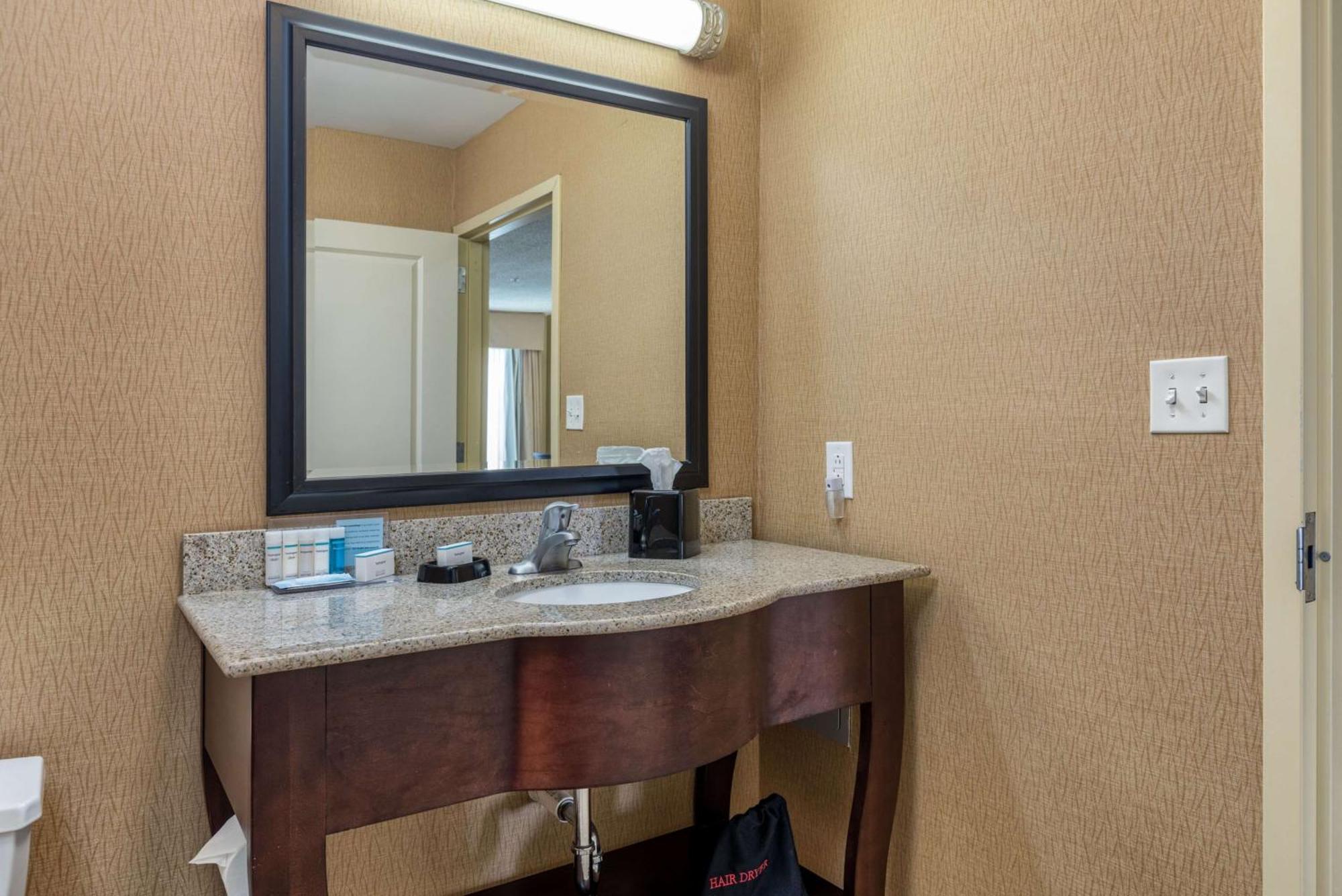 Hampton Inn Owensboro Bagian luar foto
